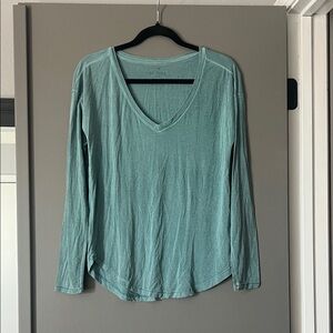 American Eagle Outfitters Blue Long Sleeve V-Neck Top